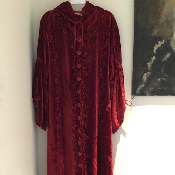 RAPP Other - Deep Crimson velvet look hooded robe.